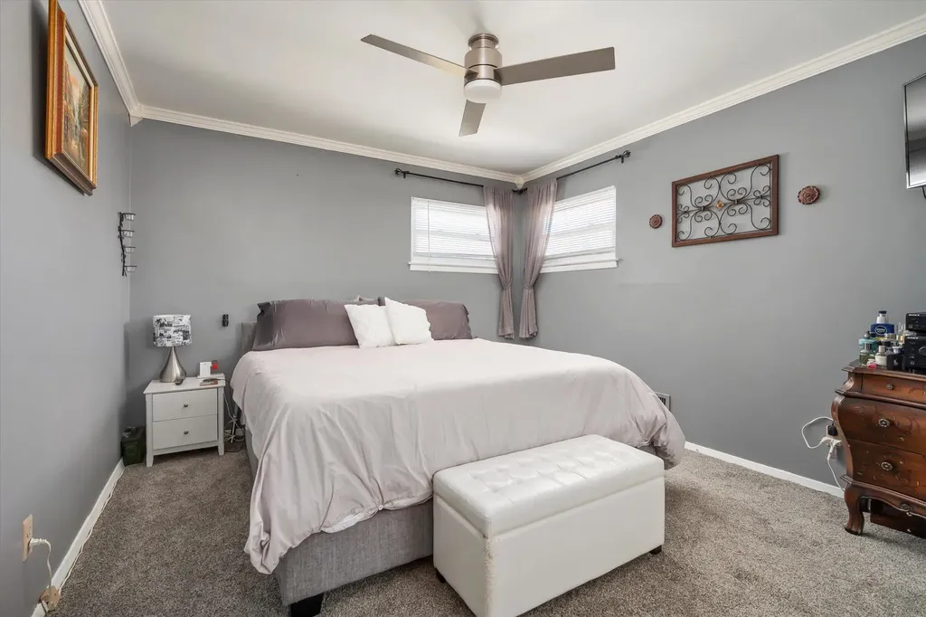 9 Ronald Lane Commack NY 11725