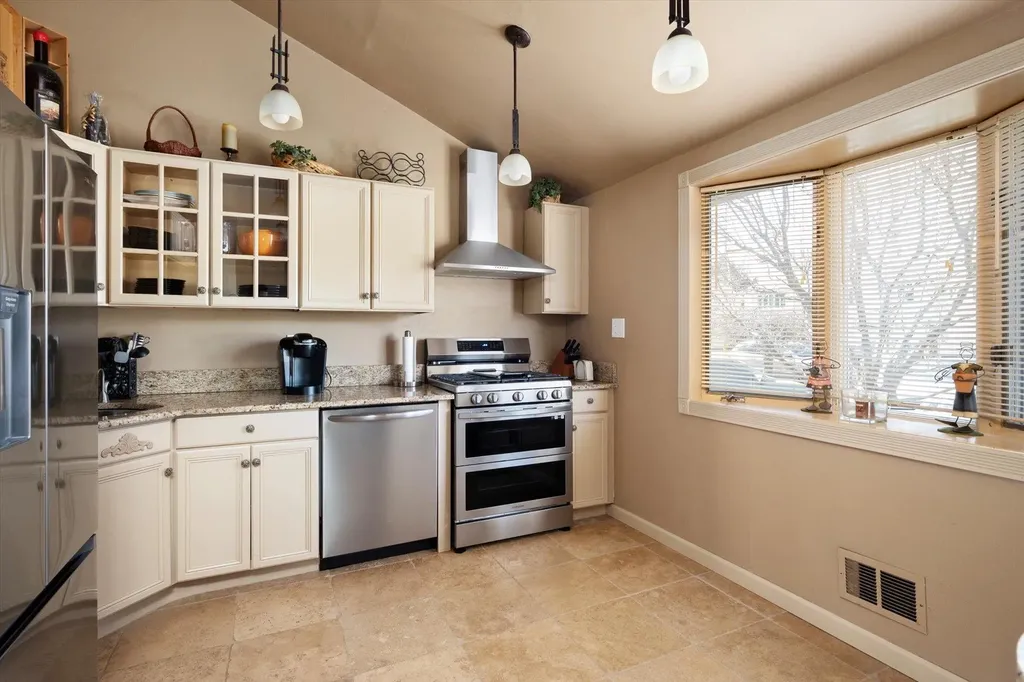 9 Ronald Lane Commack NY 11725