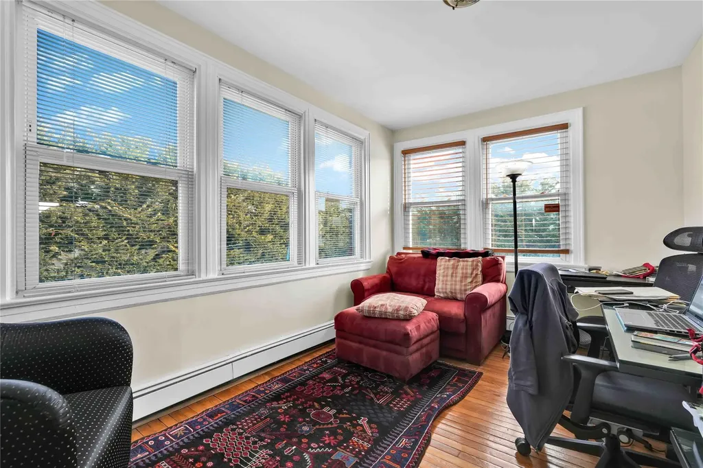 5 W Olive Street Long Beach NY 11561