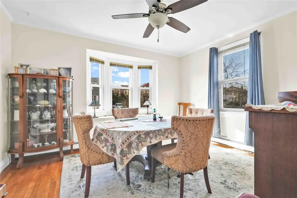 5 W Olive Street Long Beach NY 11561