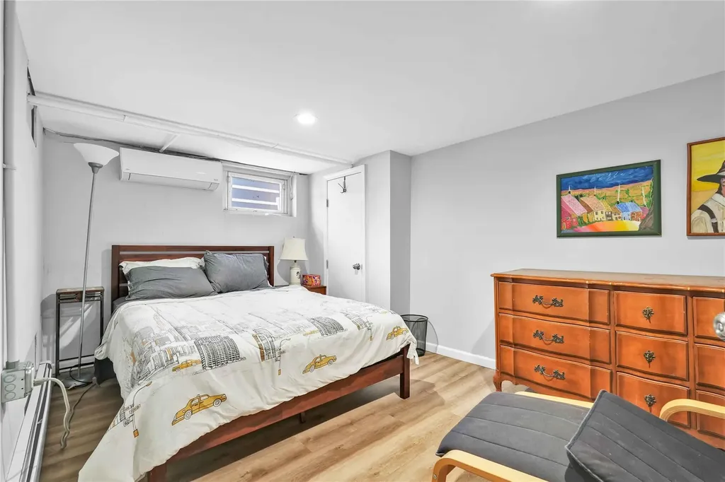 5 W Olive Street Long Beach NY 11561