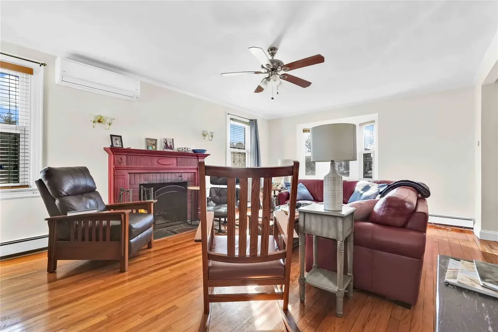 5 W Olive Street Long Beach NY 11561