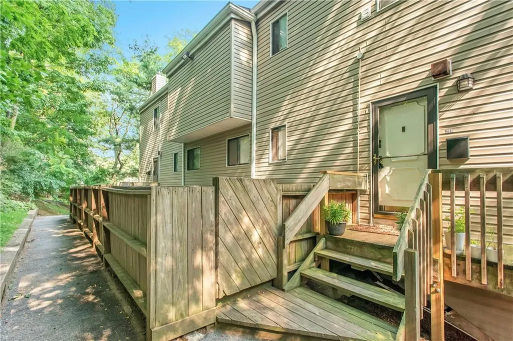 29 Hillside Terrace White Plains NY 10601