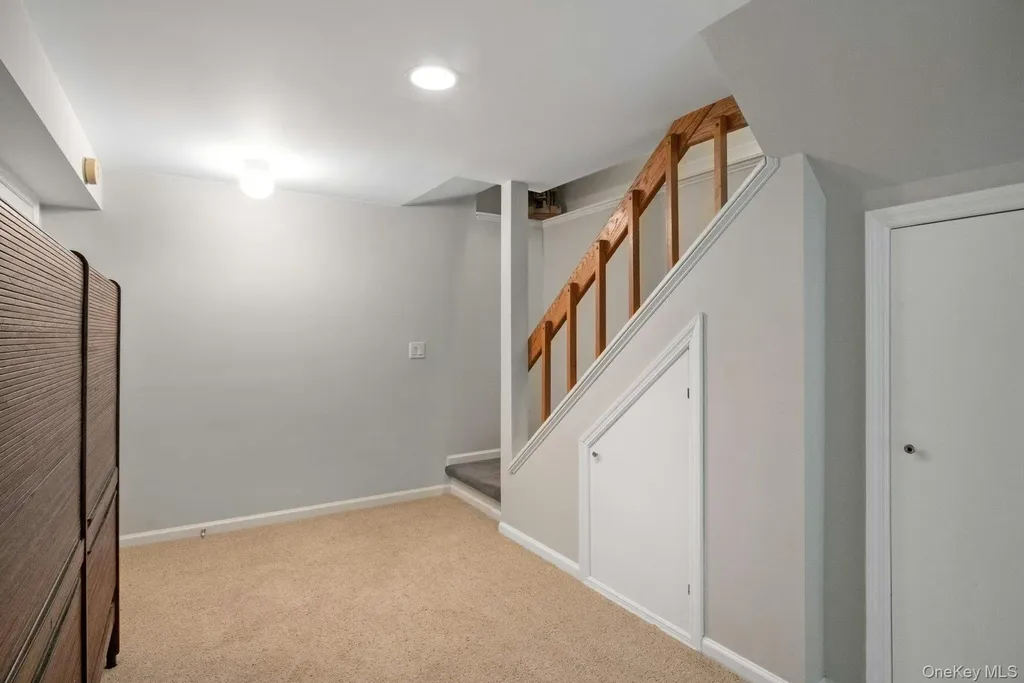 707 Eagle Bay Drive Ossining NY 10562