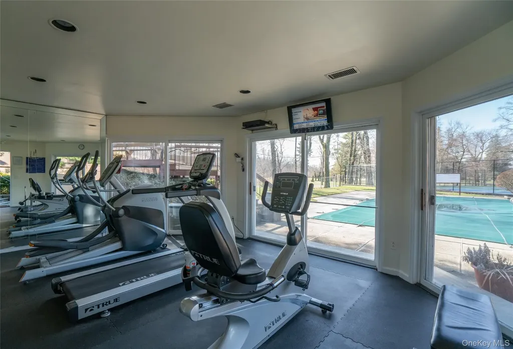 707 Eagle Bay Drive Ossining NY 10562