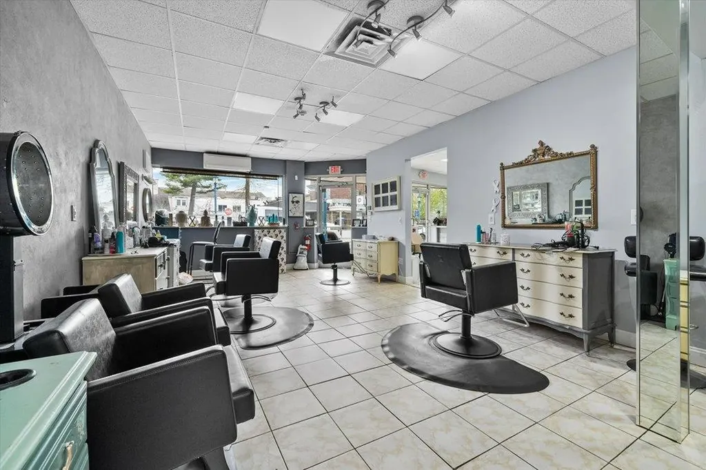 9 N Main Street Pearl River NY 10965