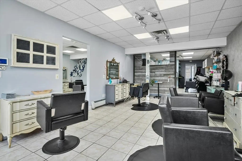 9 N Main Street Pearl River NY 10965