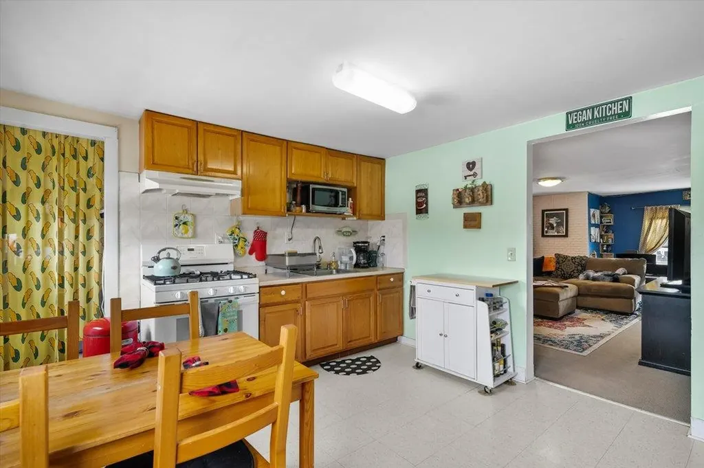 9 N Main Street Pearl River NY 10965