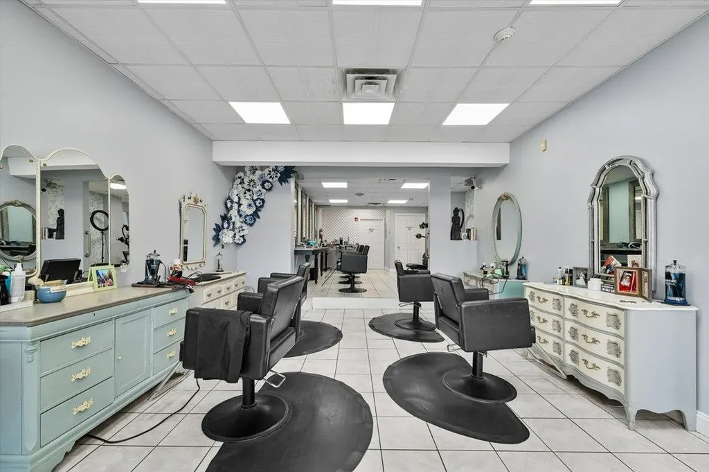9 N Main Street Pearl River NY 10965