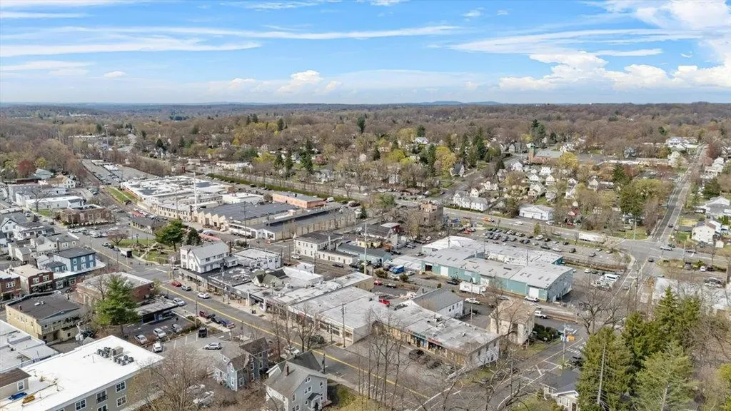 9 N Main Street Pearl River NY 10965