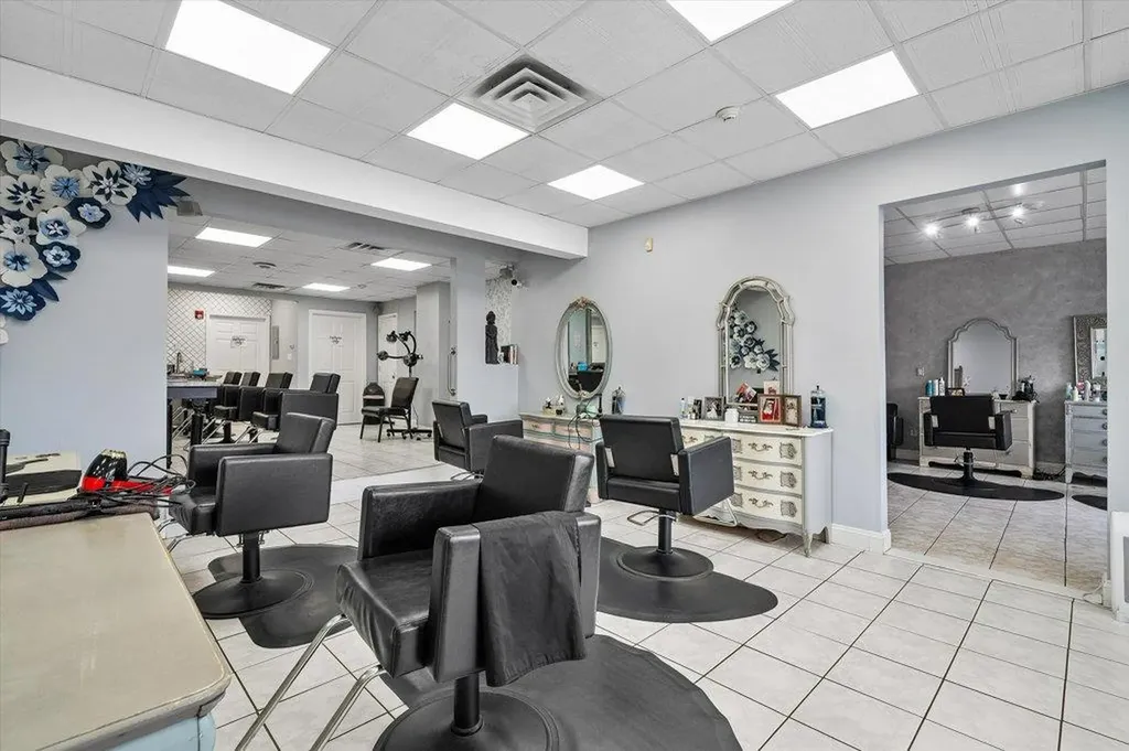 9 N Main Street Pearl River NY 10965