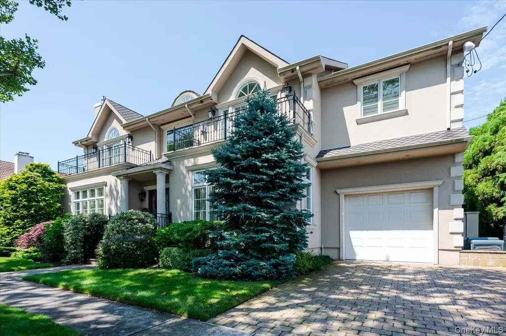 83 Ithaca Avenue Atlantic Beach NY 11509