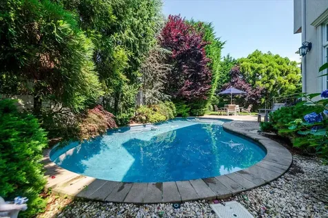 83 Ithaca Avenue Atlantic Beach NY 11509