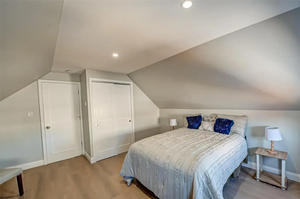 17 Aldin Lane Levittown NY 11756