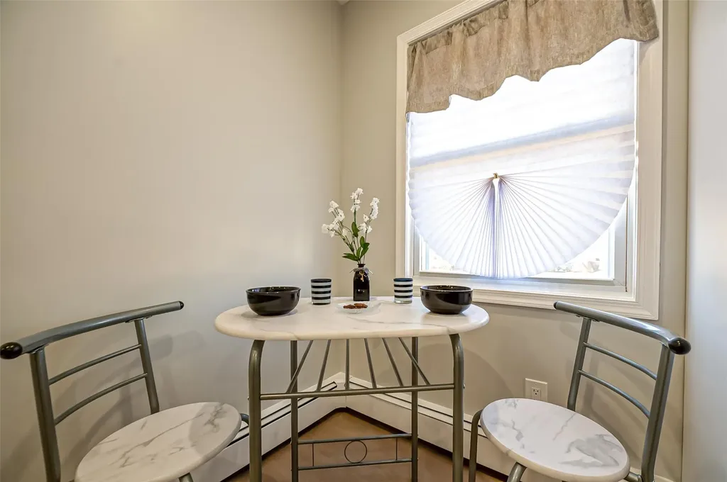 17 Aldin Lane Levittown NY 11756