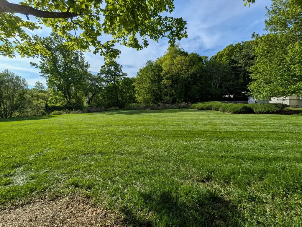 4 Krystal Drive Somers NY 10589