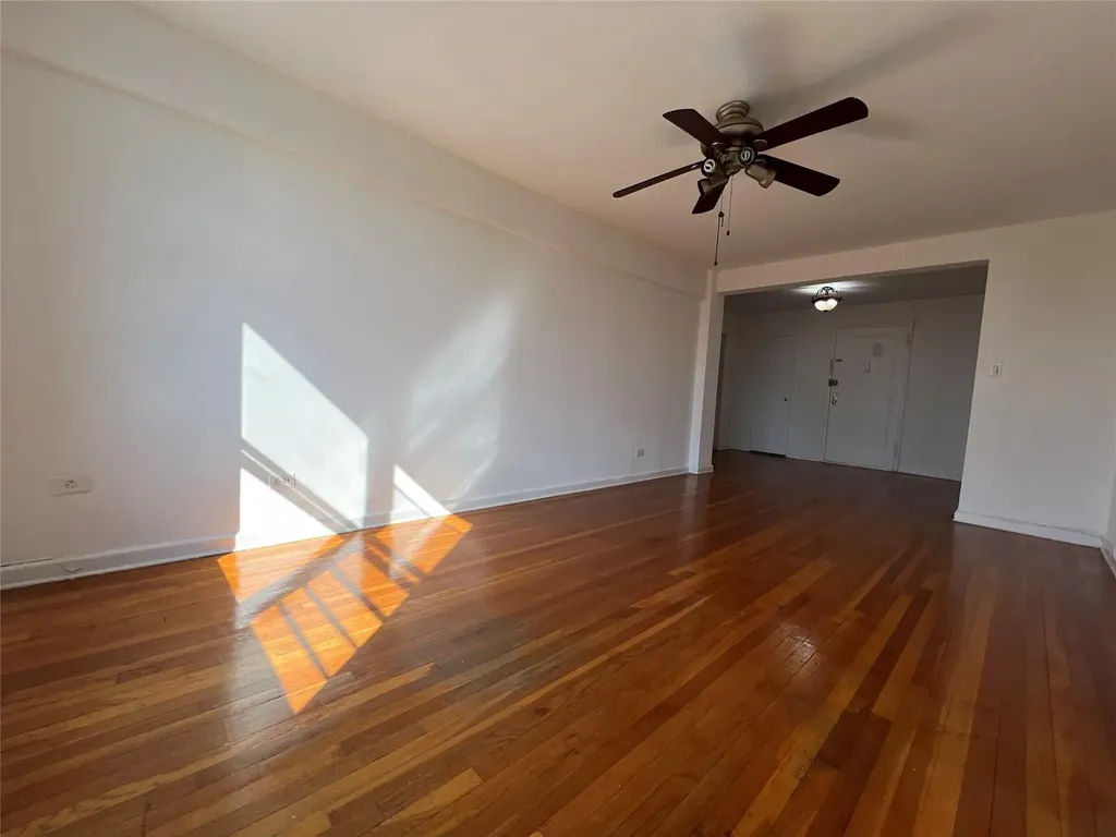 1475 Thieriot Avenue Bronx NY 10460