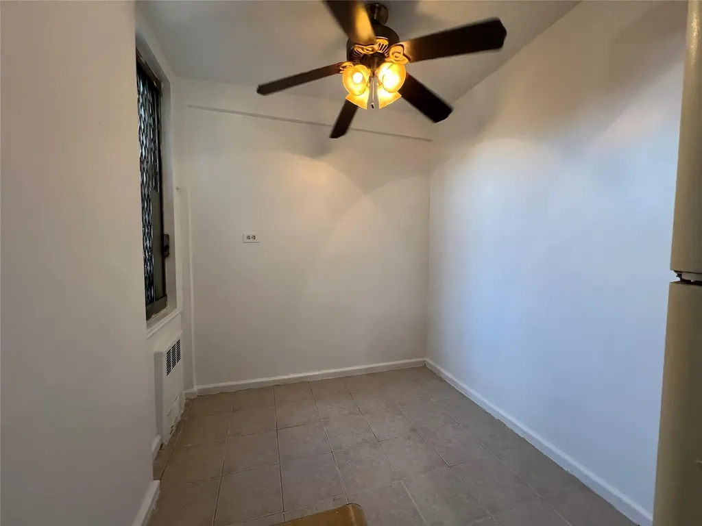 1475 Thieriot Avenue Bronx NY 10460