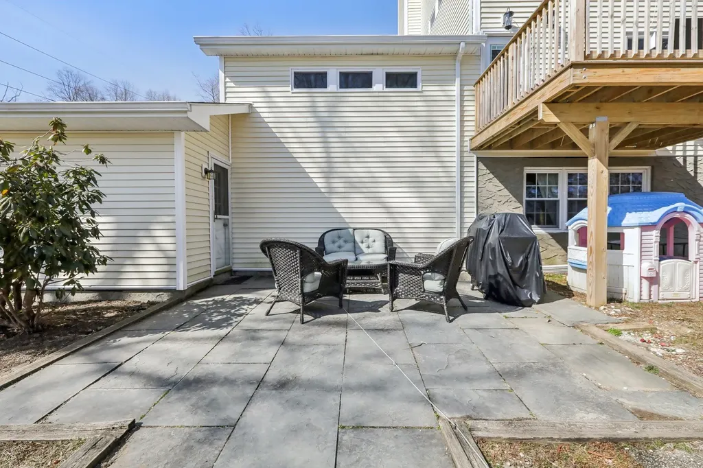 534 Overlook Drive S Mahopac NY 10541