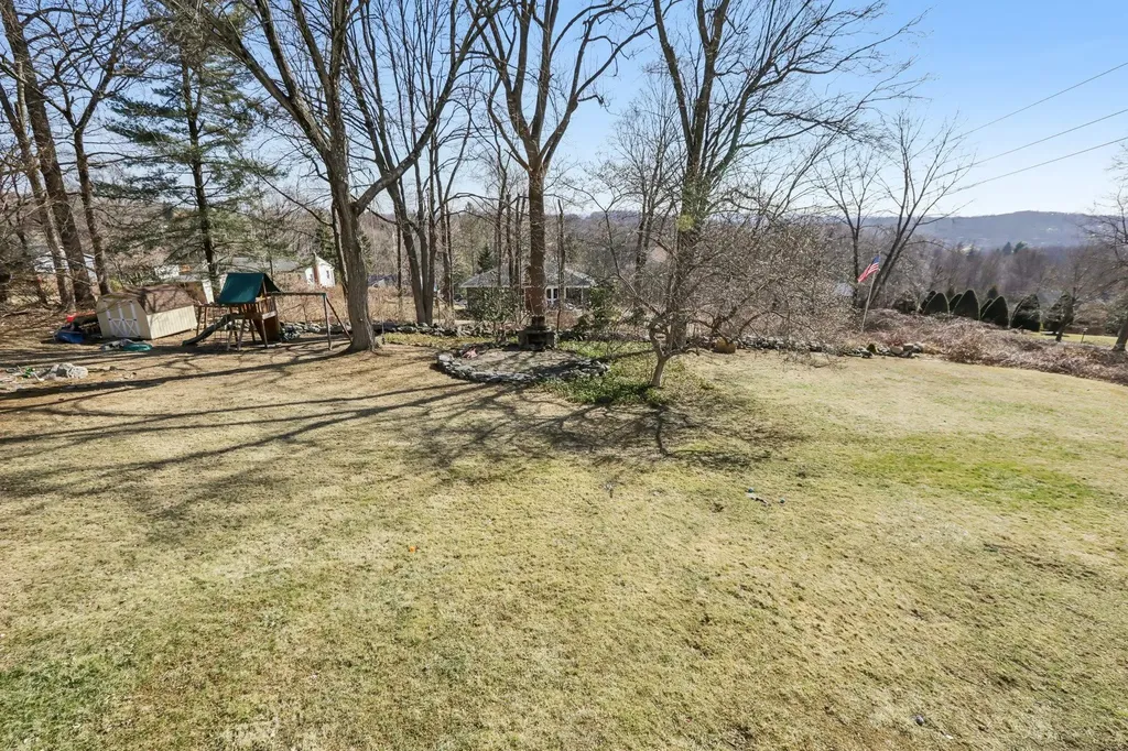 534 Overlook Drive S Mahopac NY 10541