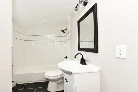 57 Palm Street Lindenhurst NY 11757