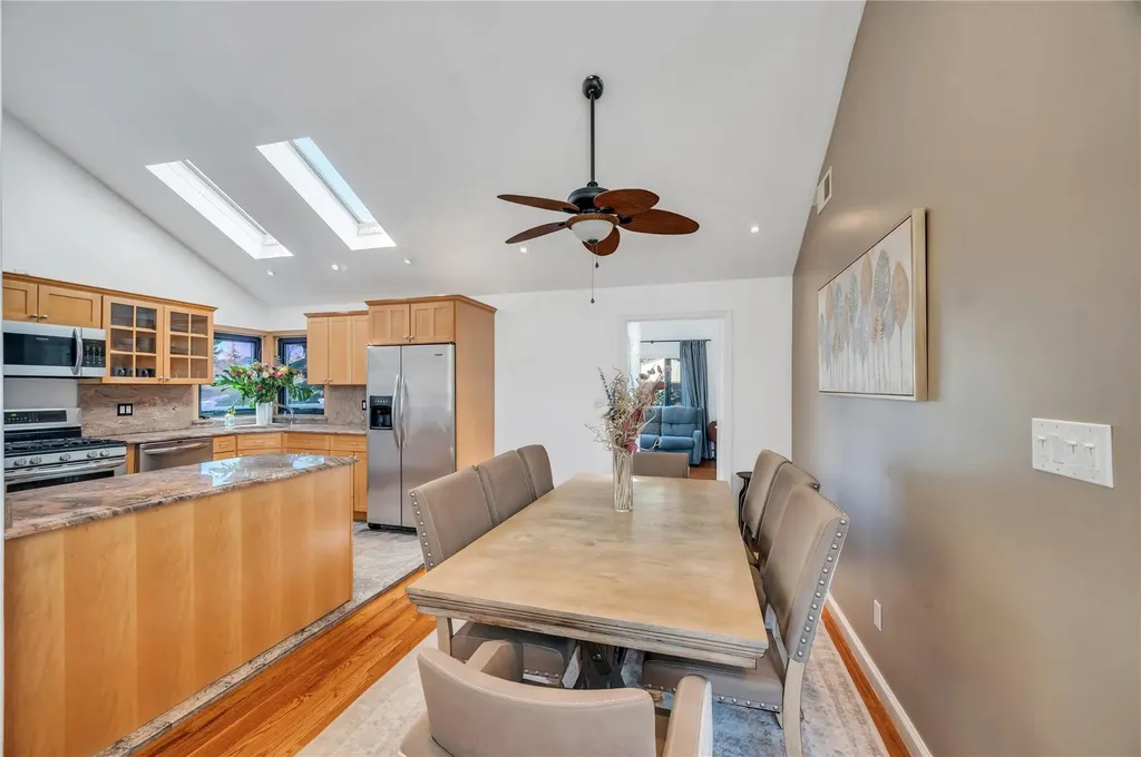 2576 Clovermere Road Oceanside NY 11572