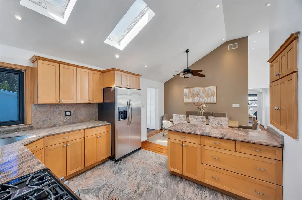2576 Clovermere Road Oceanside NY 11572