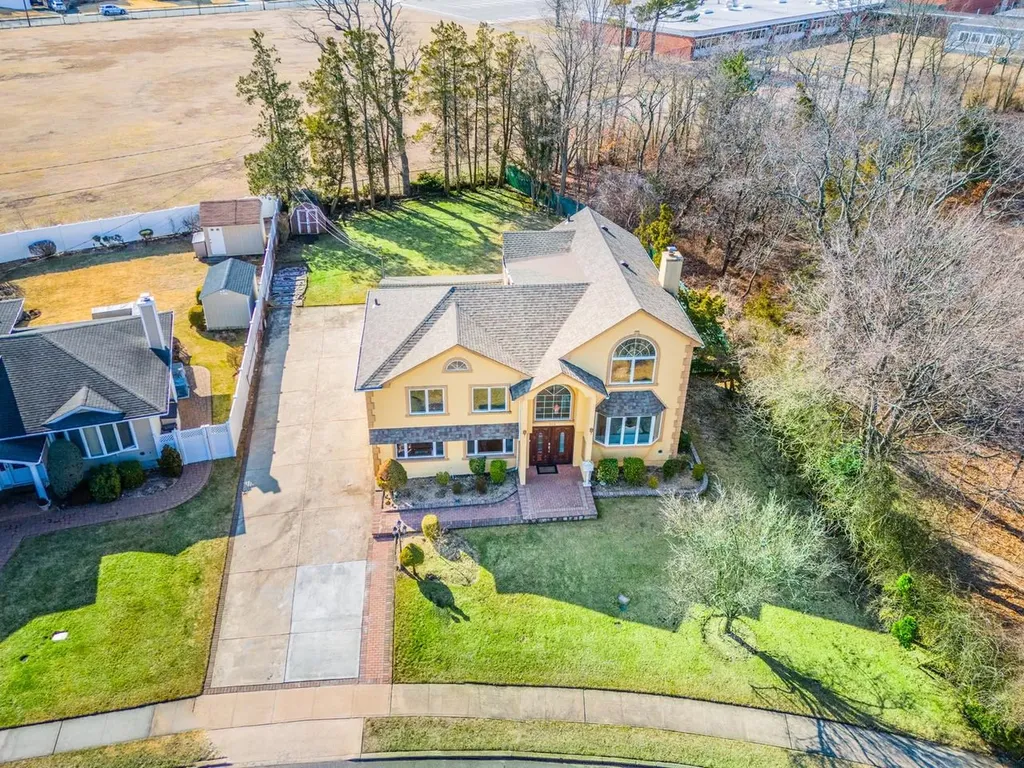 316 White Birch Lane Jericho NY 11753