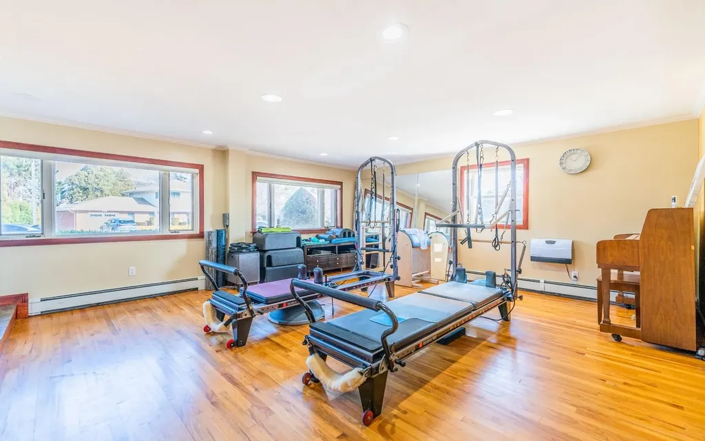 316 White Birch Lane Jericho NY 11753