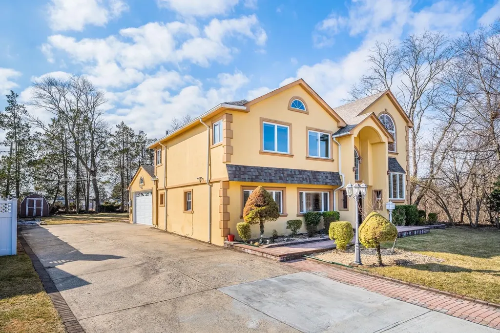 316 White Birch Lane Jericho NY 11753