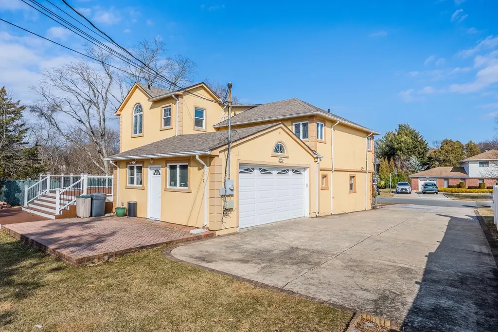 316 White Birch Lane Jericho NY 11753