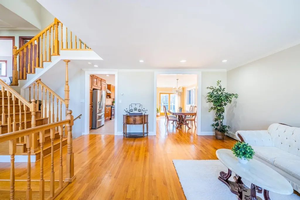 316 White Birch Lane Jericho NY 11753