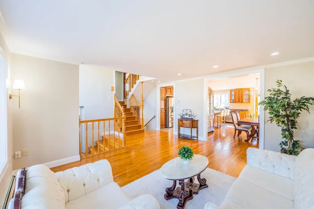 316 White Birch Lane Jericho NY 11753