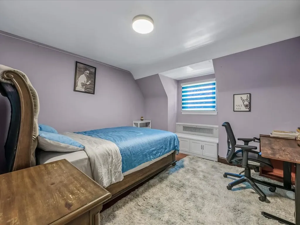 57 Tain Drive Great Neck NY 11021