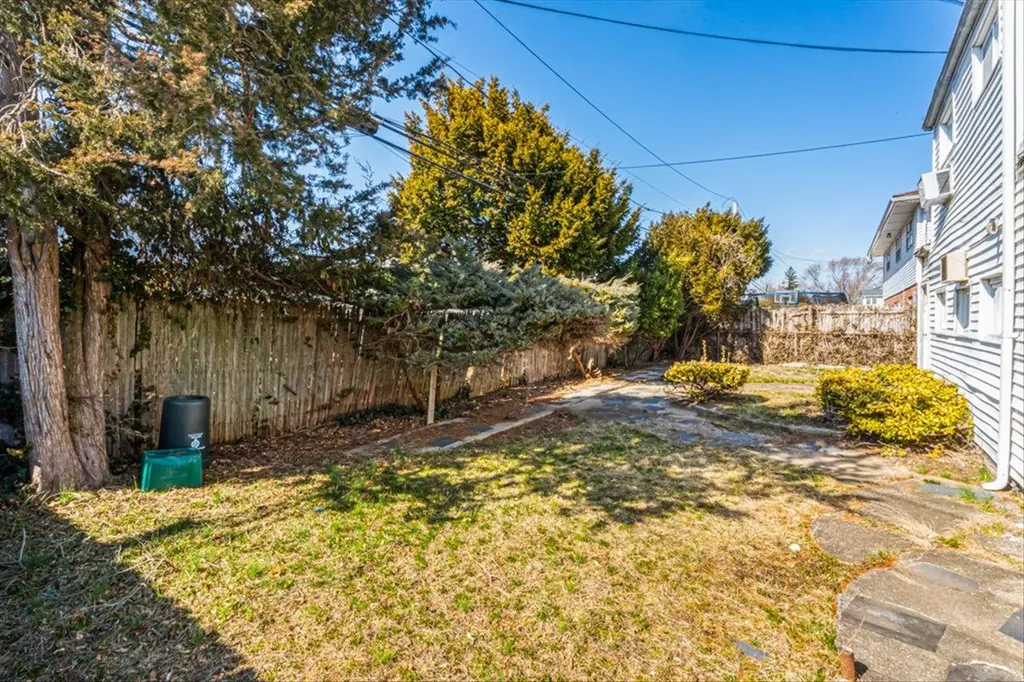27 Prentice Road Levittown NY 11756