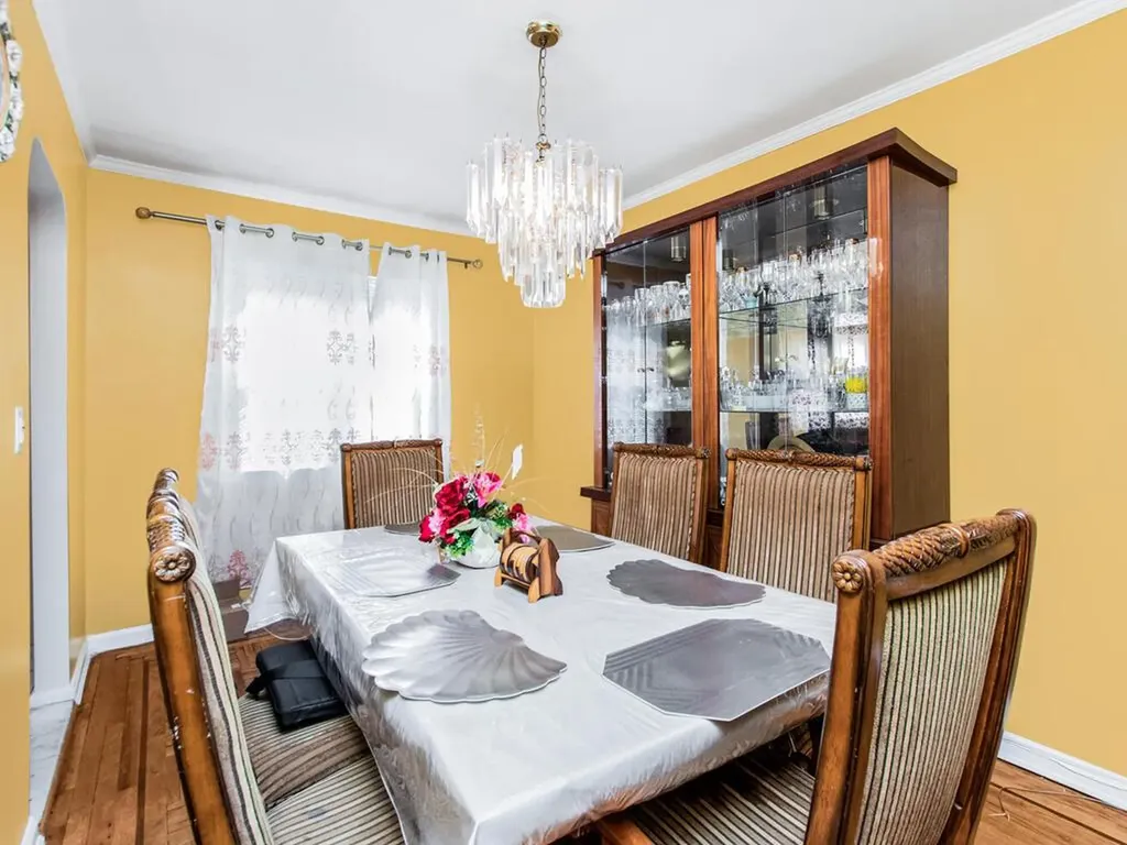 1462 Arnow Avenue Bronx NY 10469