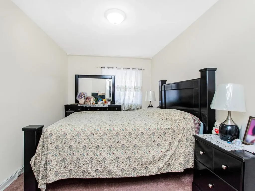 1462 Arnow Avenue Bronx NY 10469