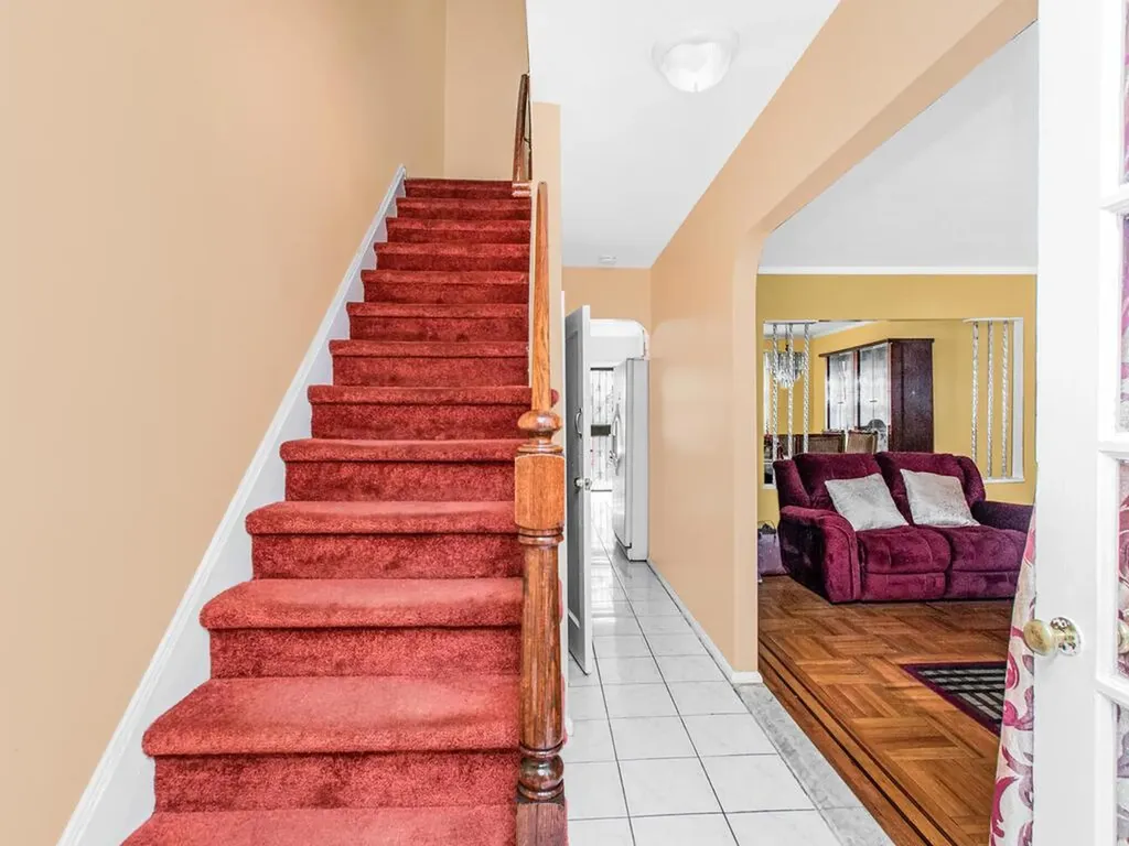 1462 Arnow Avenue Bronx NY 10469