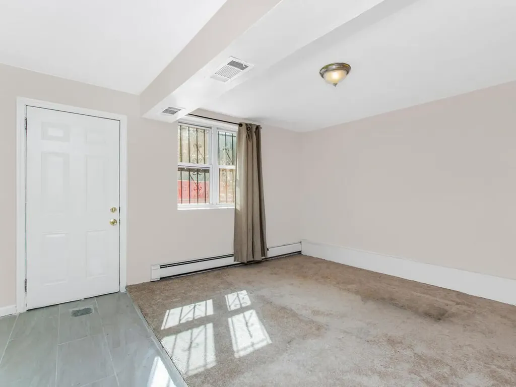 1462 Arnow Avenue Bronx NY 10469