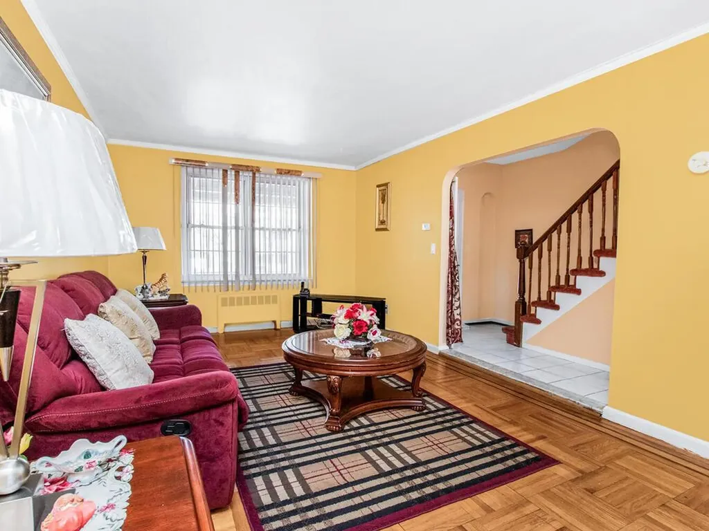 1462 Arnow Avenue Bronx NY 10469