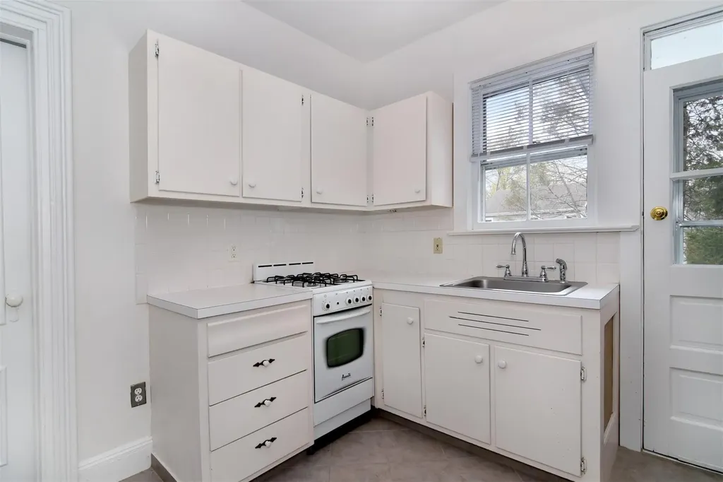 18 E Clinton Avenue Irvington NY 10533