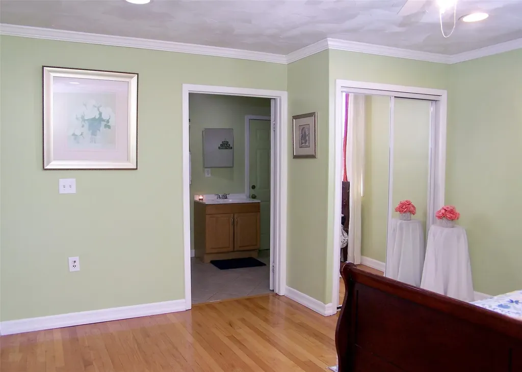 23 William Street Central Islip NY 11722