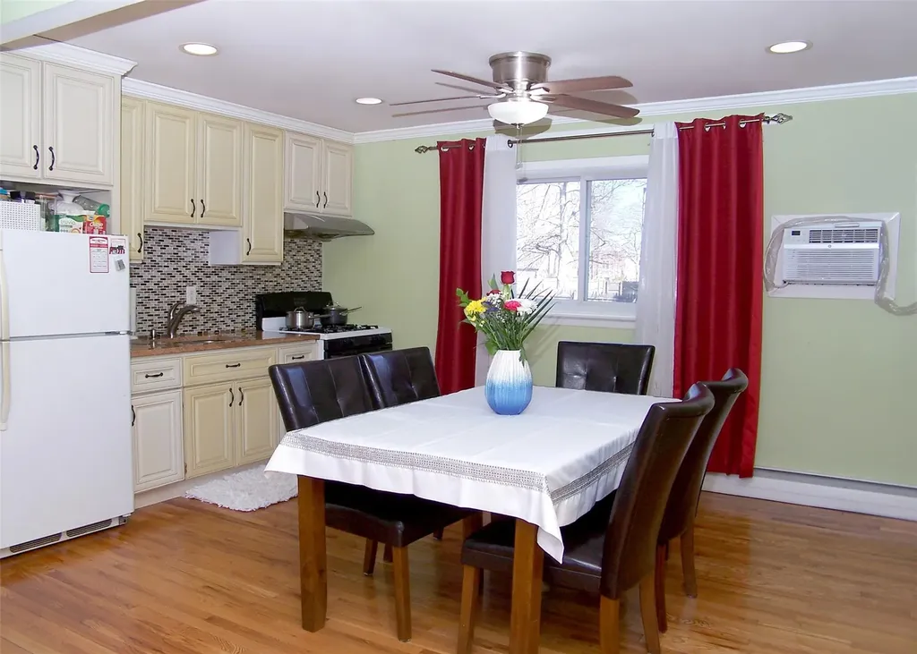 23 William Street Central Islip NY 11722