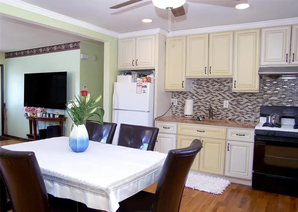 23 William Street Central Islip NY 11722