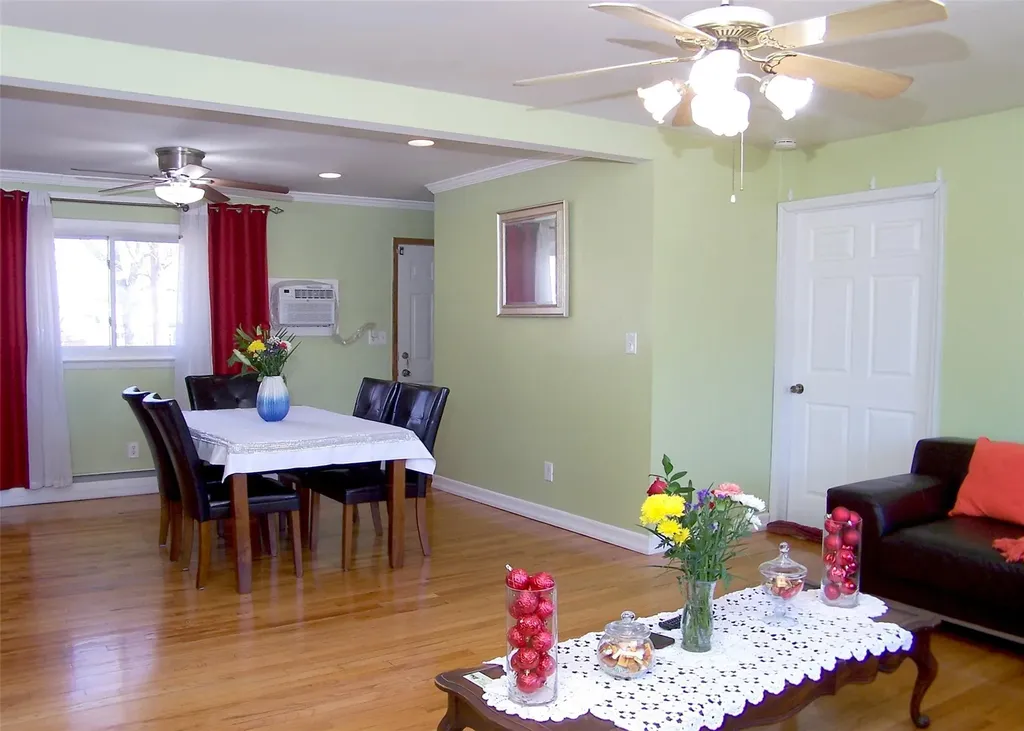 23 William Street Central Islip NY 11722