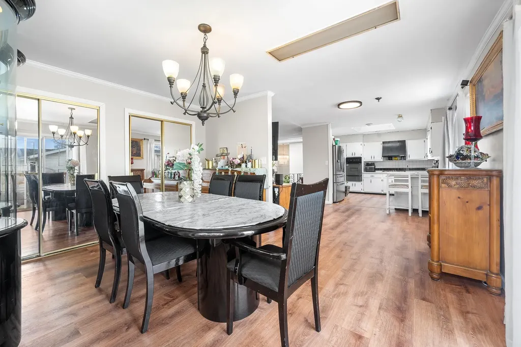 747 Broadway Brentwood NY 11717