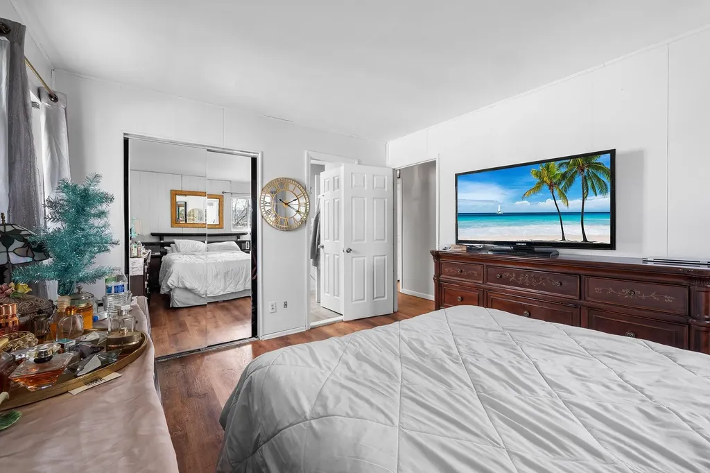 747 Broadway Brentwood NY 11717