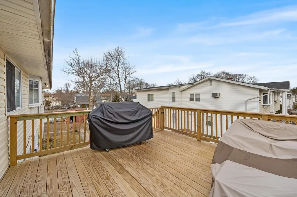 747 Broadway Brentwood NY 11717