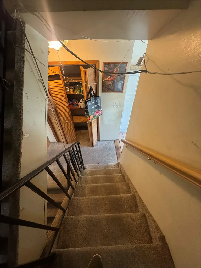 2070 Randall Avenue Bronx NY 10473