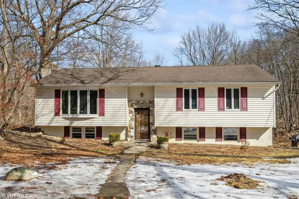 16 Hawxhurst Road Monroe NY 10950